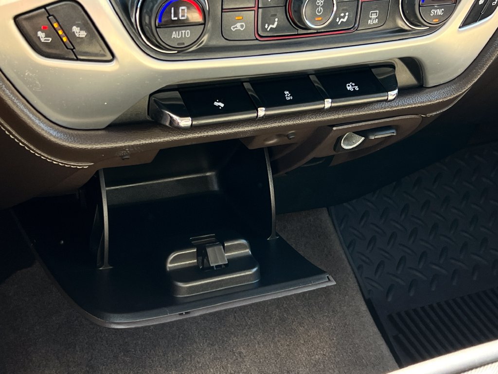Used 2014 GMC Sierra 1500 SLT w/ SLT Crew Cab Value Package RWD image 39