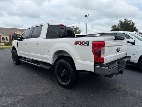 Used 2018 Ford F250 Lariat w/ Lariat Ultimate Package AWD/4WD image 7