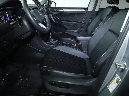 Certified 2022 Volkswagen Tiguan SE AWD/4WD image 19