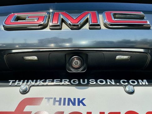 Used 2023 GMC Yukon AT4 w/ AT4 Premium Package image 15