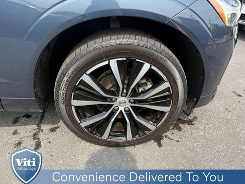 Certified 2023 Volvo XC60 B5 Plus w/ Climate Package image 15