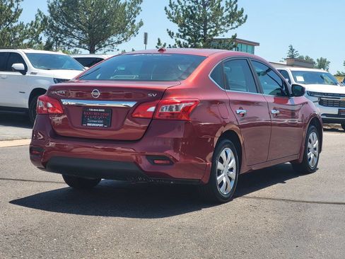 Used 2017 Nissan Sentra SV FWD image 4