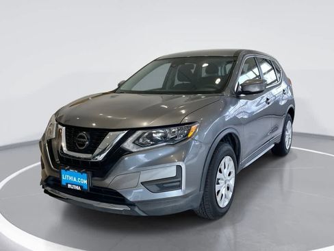 Used 2020 Nissan Rogue S image 1