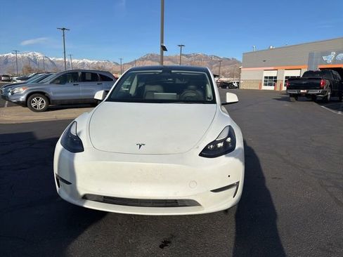 Used 2022 Tesla Model Y Performance AWD/4WD image 4