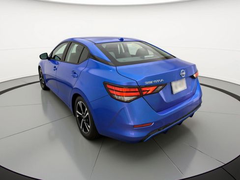 Used 2025 Nissan Sentra SV image 6