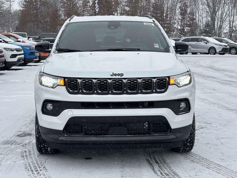 New 2026 Jeep Compass Latitude image 28