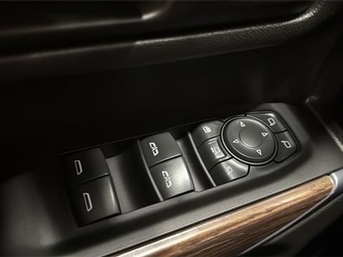 Used 2022 Chevrolet Silverado 3500 High Country image 21