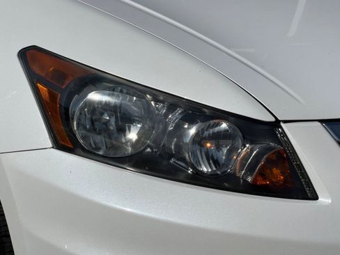 Used 2012 Honda Accord EX image 10