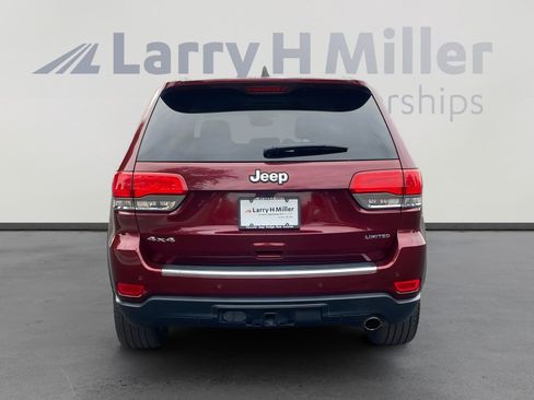 Used 2017 Jeep Grand Cherokee Limited w/ Luxury Group II image 4