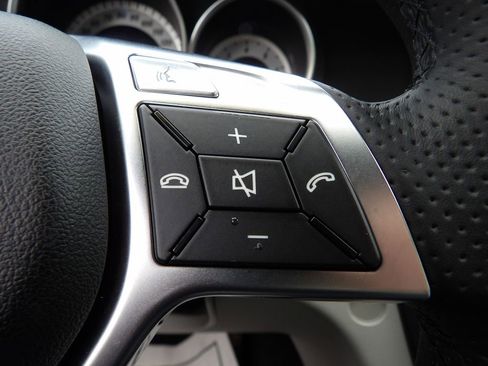 Used 2013 Mercedes-Benz C 250 Coupe image 18