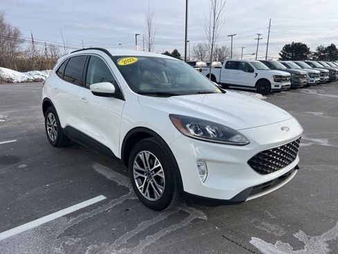 Used 2022 Ford Escape SEL image 3