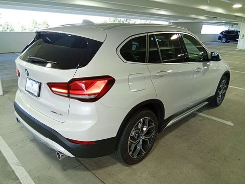 Used 2021 BMW X1 xDrive28i w/ Premium Package AWD/4WD image 5