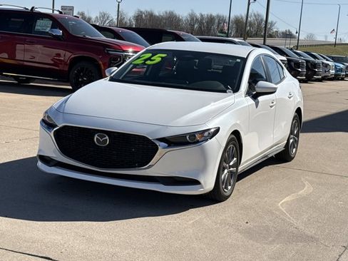 Used 2025 MAZDA MAZDA3 s image 10