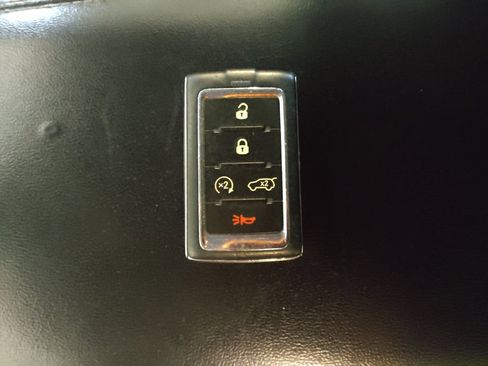 Used 2021 Jeep Grand Cherokee L Laredo w/ Luxury Tech Group I image 32