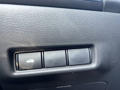 New 2026 Nissan Sentra SR w/ Floor Mat Package FWD image 12