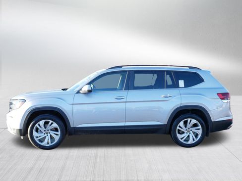 Certified 2023 Volkswagen Atlas SE w/ Panoramic Sunroof Package image 4