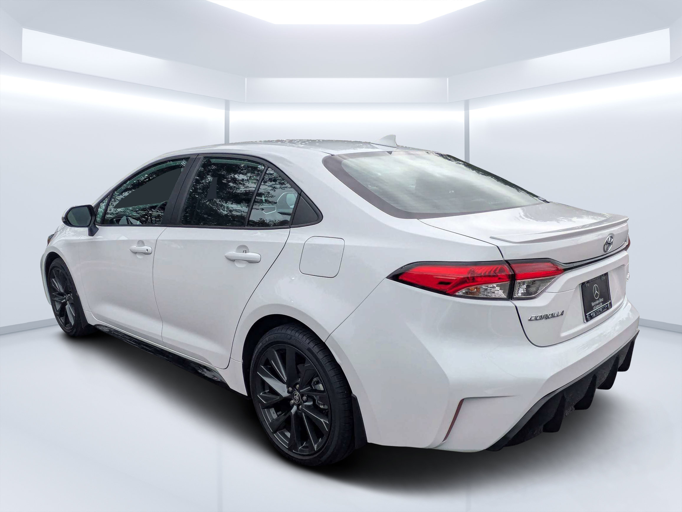 Used 2026 Toyota Corolla SE FWD image 5