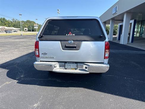 Used 2014 Nissan Frontier S w/ S Preferred Package RWD image 8