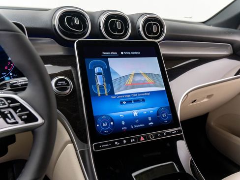 New 2025 Mercedes-Benz GLC 350e 4MATIC image 25