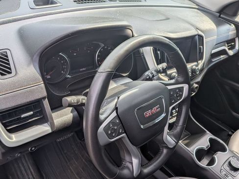 Used 2019 GMC Terrain SLT w/ Preferred Package AWD/4WD image 11