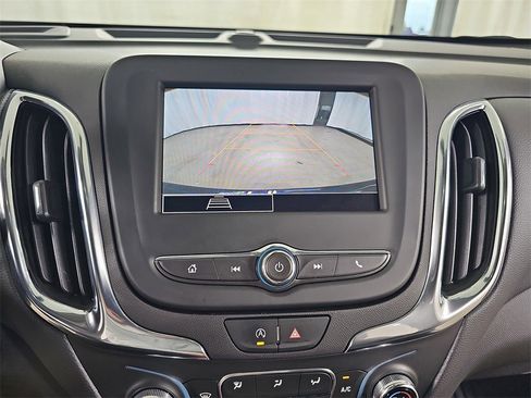 Certified 2023 Chevrolet Equinox LT image 30