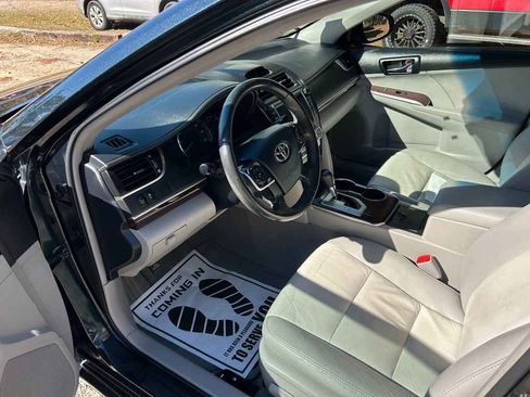 Used 2012 Toyota Camry XLE image 8