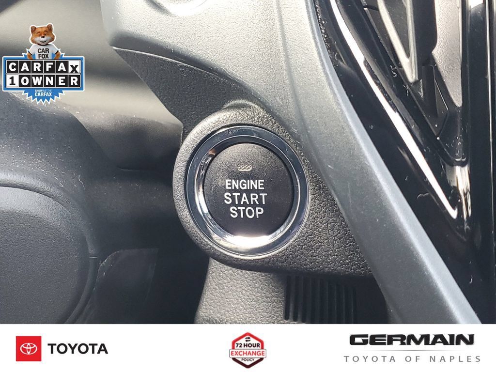 Used 2025 Subaru Forester Touring AWD/4WD image 34