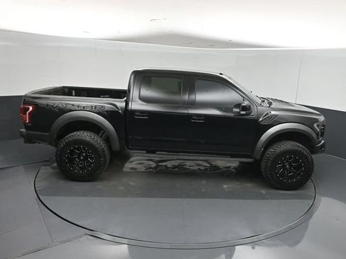 Used 2017 Ford F150 Raptor w/ Equipment Group 802A Luxury AWD/4WD image 36