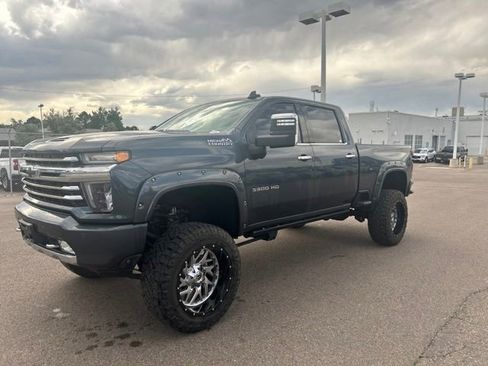Used 2020 Chevrolet Silverado 3500 High Country w/ Z71 Off-Road Package AWD/4WD image 2