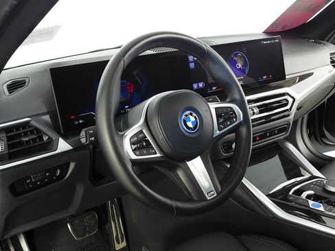 Certified 2023 BMW i4 eDrive40 w/ M Sport Package RWD image 31