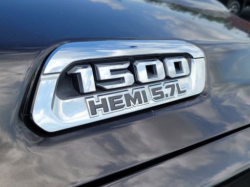 Used 2019 RAM 1500 Big Horn image 6