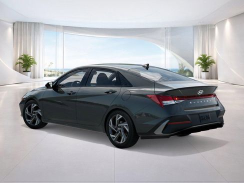 New 2026 Hyundai Elantra SEL Sport FWD image 5
