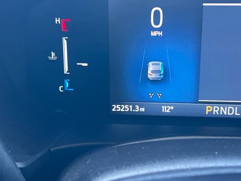 Used 2025 Ford Escape ST-Line Select AWD/4WD image 25