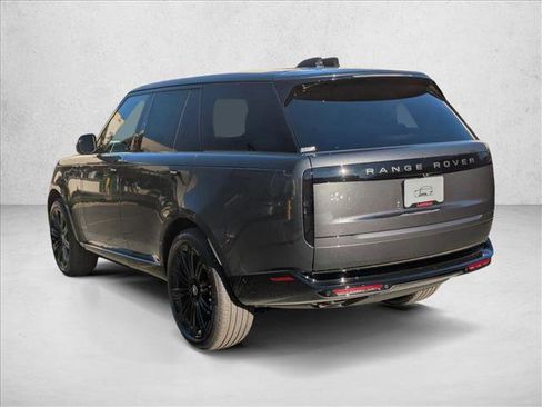 New 2025 Land Rover Range Rover SE image 9