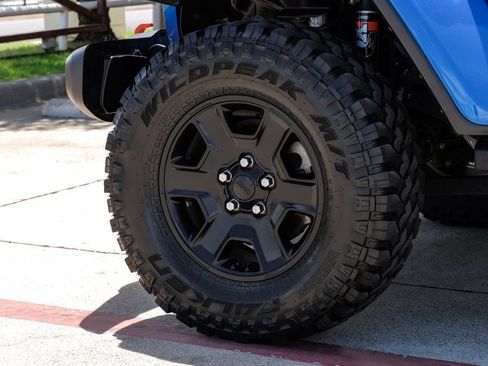 Used 2021 Jeep Gladiator Mojave AWD/4WD image 67