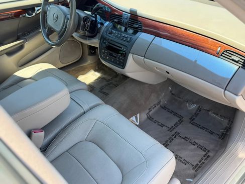 Used 2005 Cadillac De Ville FWD image 23
