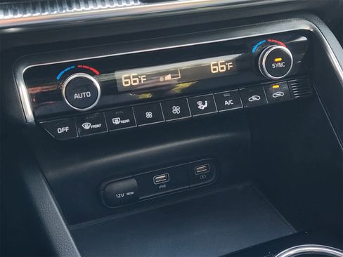 Used 2023 Kia K5 EX image 18