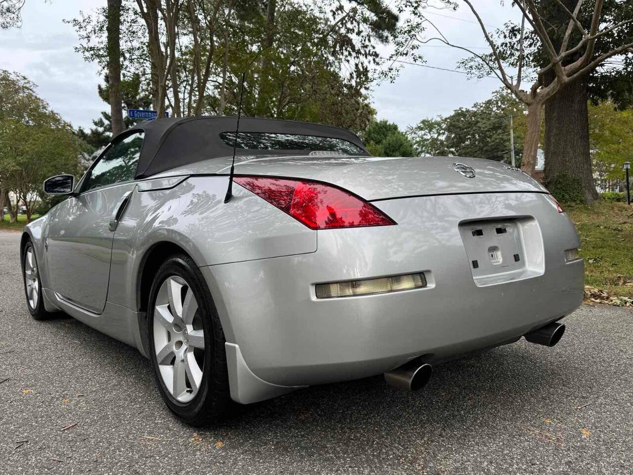 Used 2004 Nissan 350Z Touring RWD image 8