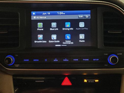 Used 2020 Hyundai Elantra Value Edition FWD image 25