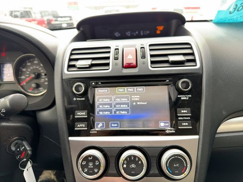 Used 2017 Subaru Crosstrek 2.0i Premium w/ Moonroof Package image 20