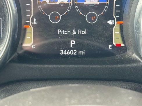 Used 2023 Jeep Gladiator Sport AWD/4WD image 21