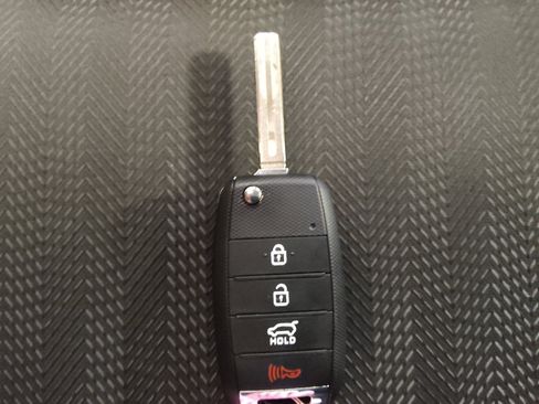 Used 2020 Kia Sportage LX FWD image 32