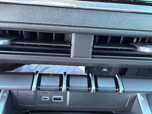 New 2026 Chevrolet Colorado Trail Boss AWD/4WD image 25