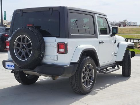 Used 2021 Jeep Wrangler Sport image 5