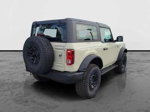 New 2026 Ford Bronco 2-Door AWD/4WD image 2