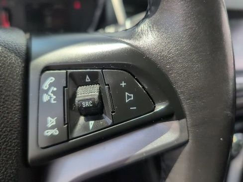 Used 2017 Chevrolet Trax LT w/ LT Convenience Package FWD image 19