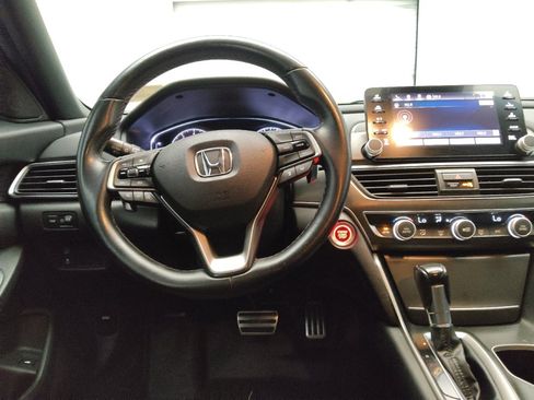 Used 2018 Honda Accord Sport image 22