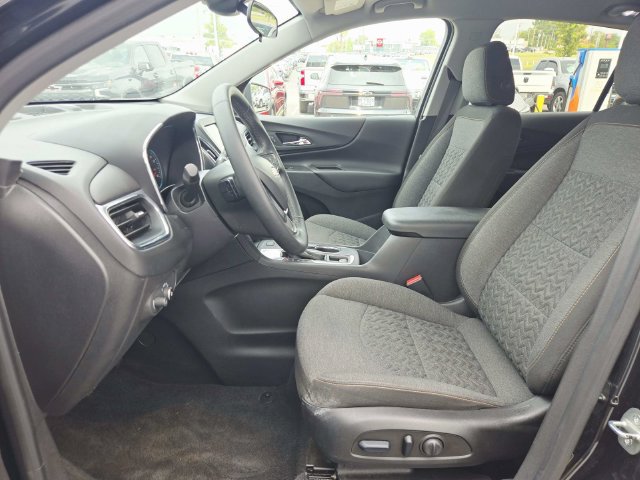 Used 2023 Chevrolet Equinox LT FWD image 8