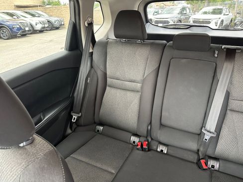 Used 2025 Nissan Rogue SV AWD/4WD image 41