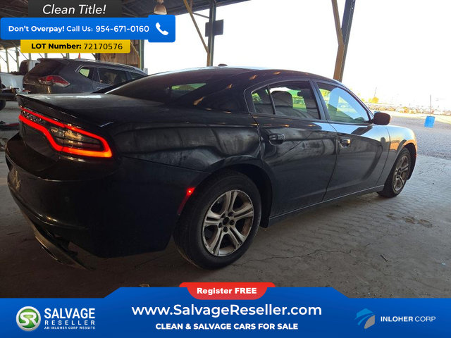 Used 2019 Dodge Charger SXT RWD image 4
